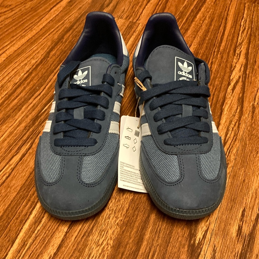 Adidas Samba womens 6/ boys 4.5 blue Brand New! - Picture 4 of 7
